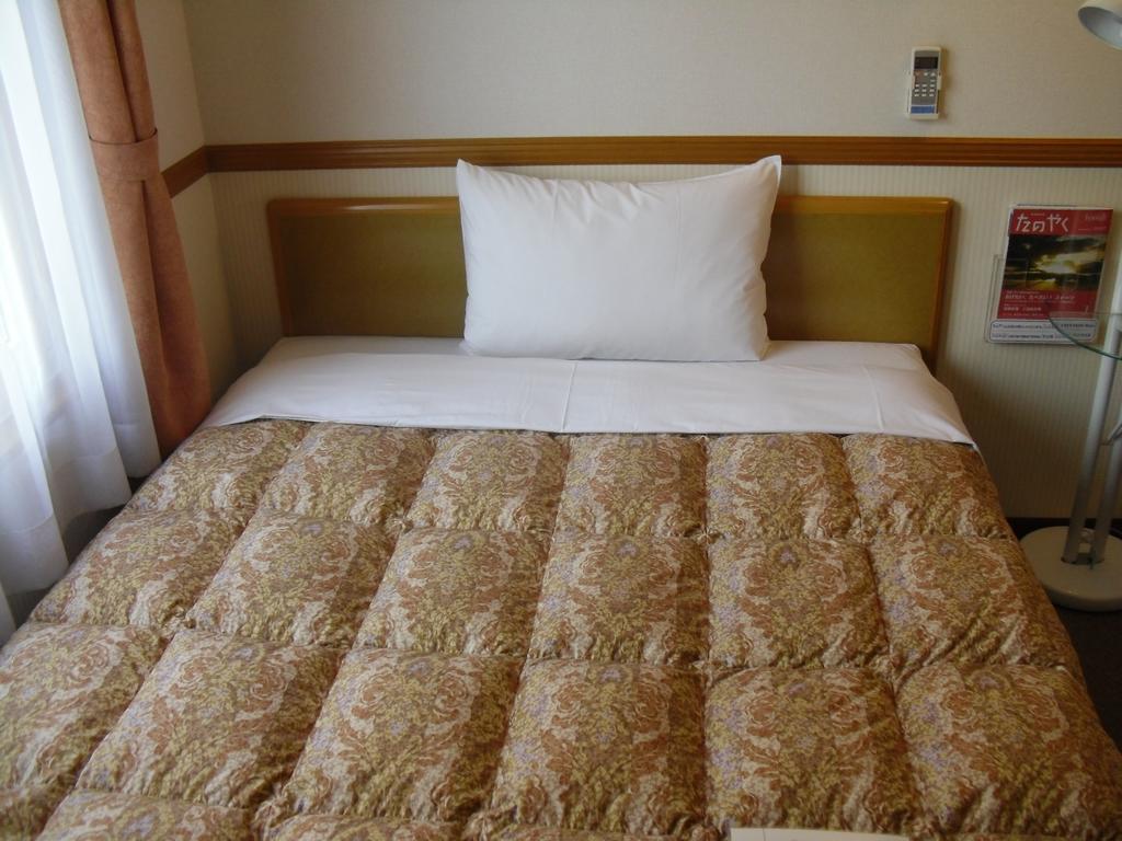 Toyoko Inn Tokyo Tozai-Sen Nishi-Kasai Luaran gambar